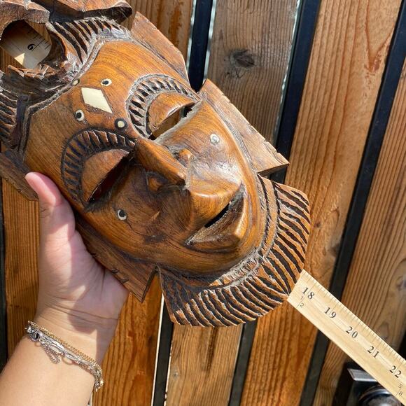 African Wood Craved Mask 17 1/2in - Picture 3 of 5